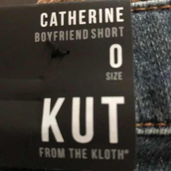 Kut from the Kloth Catherine Boyfriend Sho… - Picture 5 of 5